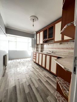 Mç Emlak'tan Atatürk Mahallesin'de 3+1 Satılık Daire