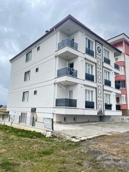 Yunus Emre'de Satılık 1+1 Daire