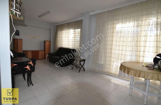 Hasanefendi Mah,gençlik Caddesi Üzerinde Satılık 3+1 Daire