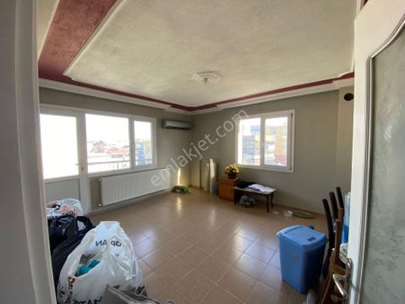 Acill Buca M.kemal Mah.de 2+1 95m2 Dgazlı Ana Yol Üzerinde Havadar Satılık Daire