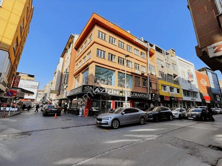 Bankalar Caddesinde Satılık Komple Ticari Bina 4 Katlı