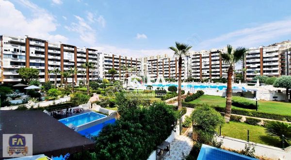 Fa'dan Altınörende 1'de Deniz Havuz Bahçe Manzaralı 2+1 Daire