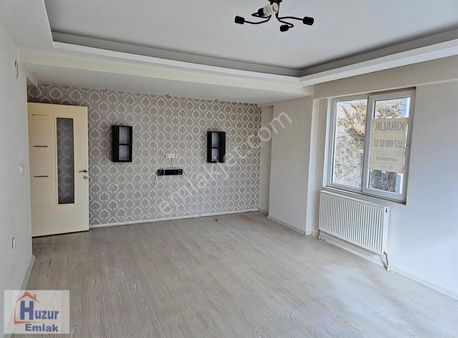 Kanlıca Mah.de Miraç Camiye Yakın 3+1 Kiralık Daire