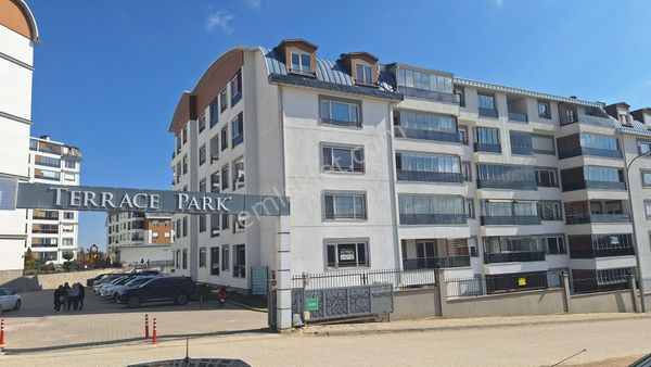 Century 21 Vizyon'dan Terrace Park Sitesinde 3+1 Lüks Kiralık Daire