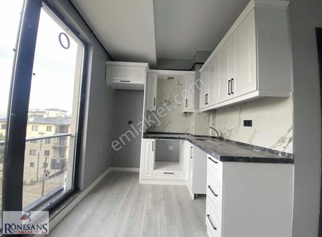 Rönesans Emlak'tan Satılık 1+1