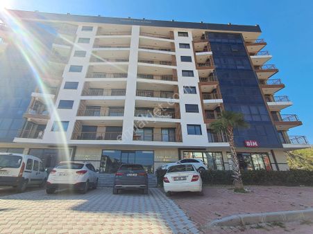 Satılık İzmir Karşıyaka’nın Zübeydehanım Mah.üzeyiroğlu Royal Resıdence 2+1