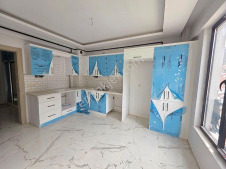 Akçay Emlak'tan Akşehir Kileci Mahallesi Komek Kurs Merkezi Civarında Satılık Sıfır 2+1 Daire