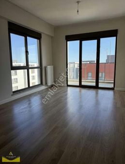 Sur Yapı'da 2+1 106 M2 Ayrı Mutfaklı Kiralık Daire