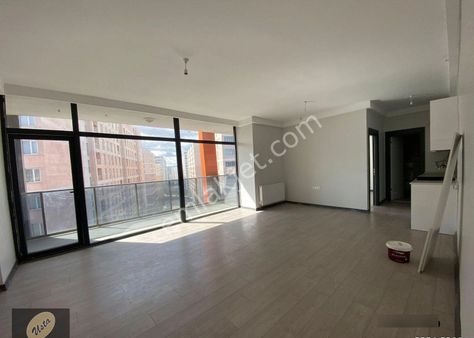 Nek Tower Plaza Da Manzaralı Güvenlikli Kiralık 1+1 Ofis