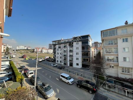 Ns Prestij Den Piyade Mah Mahir Başer İöo Yanı Ara Kat Daire