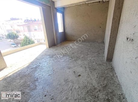 Sarılar Ana Caddeye Yakın Konumda İnşaat'tan Satılık Dubleks