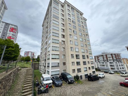 Trabzon Çukurçayır Mahallesi Ak Life 3 Ferah Kiralık Daire