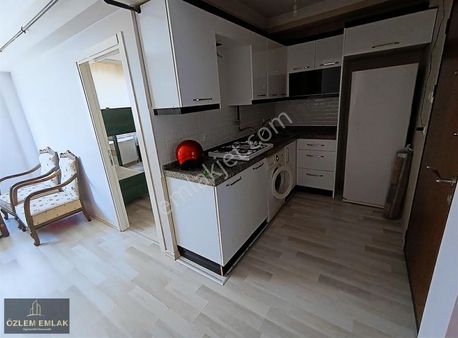 Özlem'den Bandırma Kurtuluş Caddesine Yakın Eşyal 1+1 I Satılık