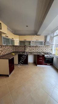 Merkezde Karakolun Yanında Kiralık 2+1 115 M2 Geniş Daire