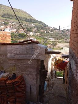 Elit Emlaktan Bergama Selçukta Mustakil Ev