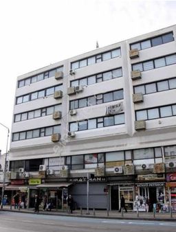 Mezarlıkbaşı Gaziosmanpaşa Bulv.ana Cadde Üzeri Satılık Dükkan