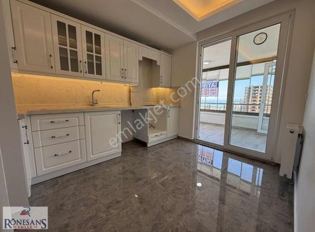 Rönesans Emlak'tan Satılık Full Panoramik Deniz Manzaralı 3+1