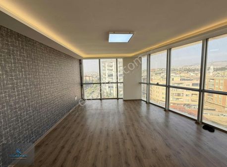 Adliye Karşısı Baykal Plazada Kiralık Ofis