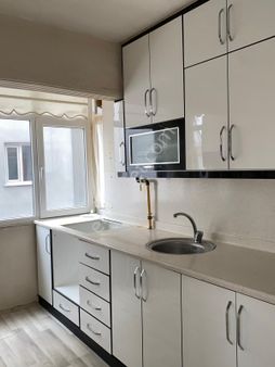 Sücüllü Emlaktan Kiralık 3 + 1 Özel Park Hastanesi Yakını İki Katlı Mütakil Daire