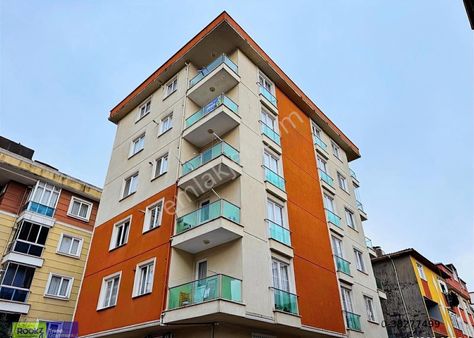 Çekmeöy Taşdelen Merkez Açık Otoparklı Kiralık 2+1 Ara Kat Daire