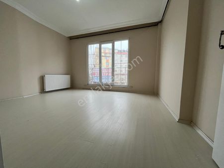 Arnavutköy 3+2 Türkiye Emlak 3.kat 160m2 Kiralık Dublex Daire