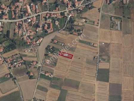 Köy İçerisinde Elektrik Su Dibinde İmarlı Arsa