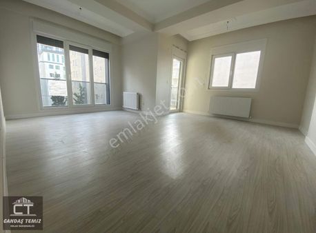 Atalar'da Tapu Masrafsız Ebeveyn Banyolu Satılık 3+1 Daire