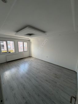 Acil Buca Yaylacık Mah 3+1 135m2 D.gazlı Arakat Ayrı Mutfak Lüx Ferah Daire