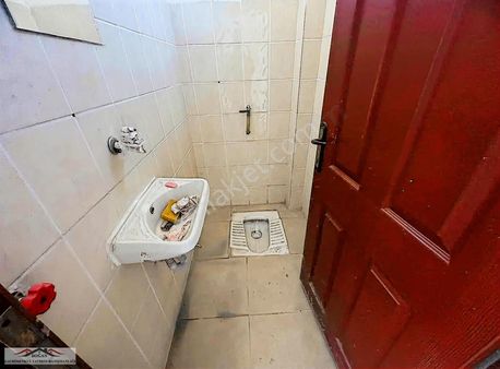 Doğan Emlaktan Yüksek Kira Getirili Satılık Dükkan !!!