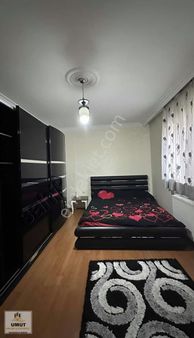 İpekyolu'nda Ford Bayi Arkasında Site İçinde Kiralık 3+1 Daire