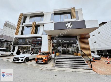 Ataşehir Hastaneler Bölgesinde Kiralık Ofis Katı