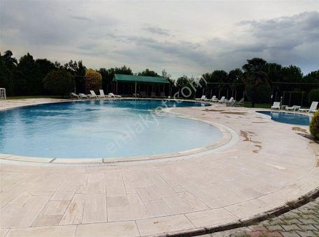 Mudanya Bademli'de 700 M2 Bahçeli Satılık Villa