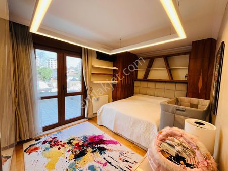 Bostancı Satılık Daire 3+1 Bağdat Cd.1. Binada Marmaraya Yakın Yeni Az Katlı Binada