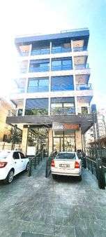 Kadiköy Bağdat Caddesi Üzeri İş Yerinede Uygun Yeni 2+1 İskanlı Fırsat Daire