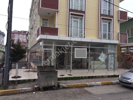 Pendik Esenyalı Kiralık Uygun Ana Cadde Yol Üstü Düz Ayak 250m2 Dükkan Spotaj Yok Fatura Kesilir