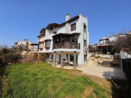 Villakentte Satılık 4+2 Satılık Triplex Villa