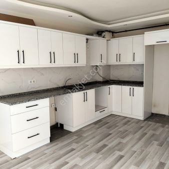 Karabağlar Vatan Mahallesinde Kiralık Daire