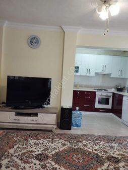 Kuşadasında Denize 100 Mt Nazilli Pazarı Arkası Eşyalı 3+1