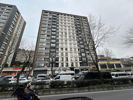 Mollateam Bayrampaşa Gülpark Yuvam Evleri’nde Havuz Yanı Kış Bahçeli Prestijli Satılık 3+1