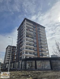 Öz İtimat Emlak // Yenişehir Bulvar'da Köşebaşı Sıfır 4+1 Daire