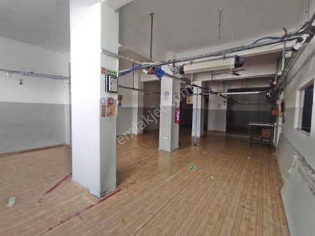 Bahçelievler Cumhuriyet Mah170,m2 Bir Çok İş Koluna Uygun İşyeri