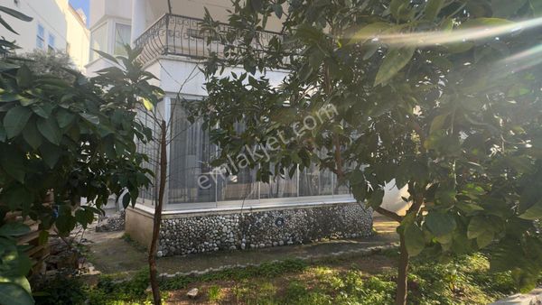 Marmaris Siteler'de Denize Yakın, Bahçeli, Eşyalı 2+1 Daire