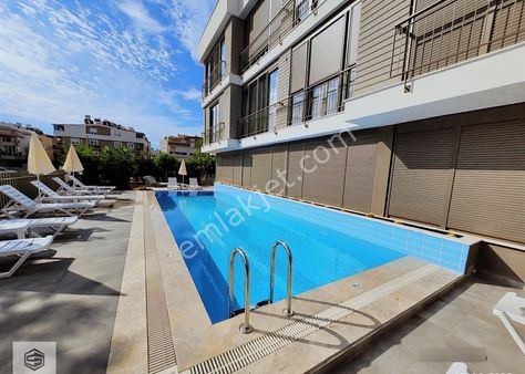 Güzeloba'da Orange Park Evlerinde 3+1 Dubleks