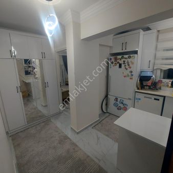 Kıyıboyu Civarında Az Katlı Yatay Mimari 2+1 Cep Mutfak Satılık Fırsat Dairesi !!