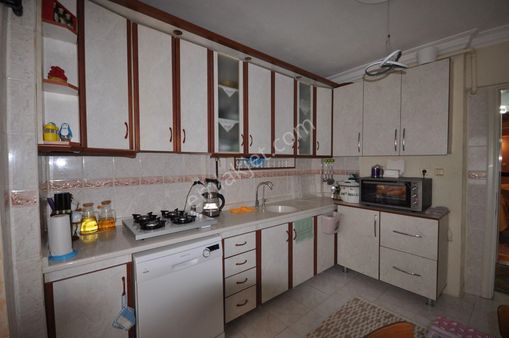 Söke Atatürk Mahallesinde Arakat 3+1 Satılık Daire