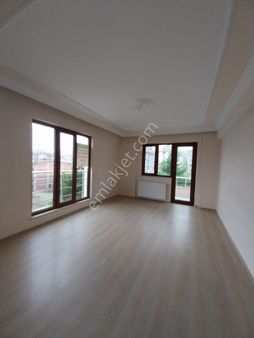 Kocaeli Gölcük Piyalepaşa Mahallesi Kiralık 2+1 Arakat Daire