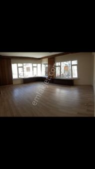 Villa Emlak' Tan Arifiye Mh.kiralık 3+1 Daire