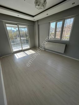 🏡 Tetik Emlak’tan Yeşilmahalle’de Satılık 3+1 Daire 🏡