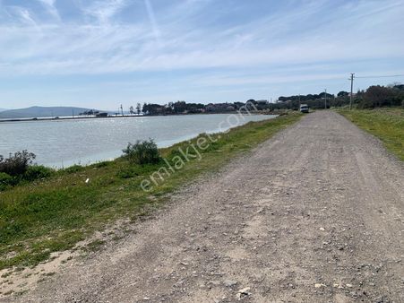 Gölete Ve Denize Çok Yakın Ticari İmarlı Arsa