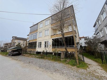 Karasu 32 Evlerde Mutfak Holde Ara Kat 2+1